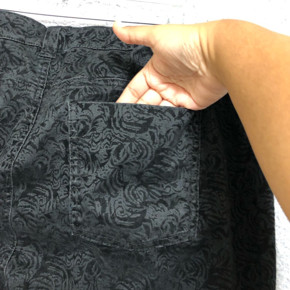 Floral Faux Velvet Pull On Pants‎ Size 22WP Stretch Evening Casual Catherines - Picture 9 of 16